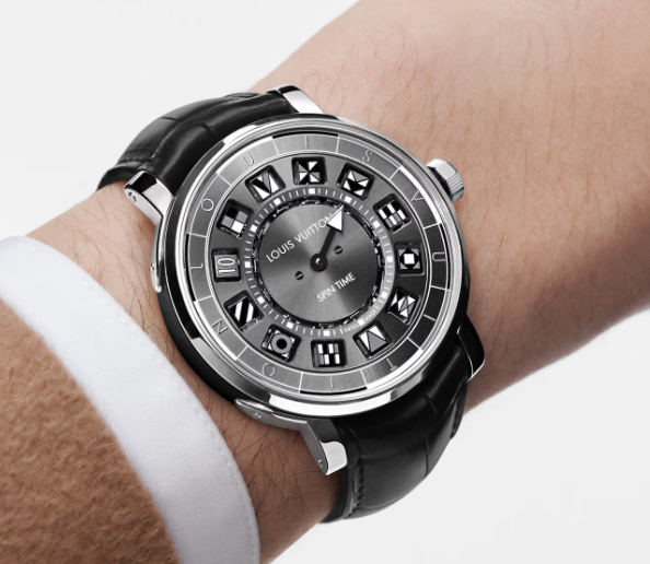 LV ESCALE SPIN TIME 腕表价格26万8，搭载自制机芯-奢侈品百科网